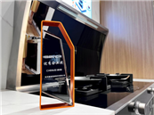 ��ҫ���ᣬʵ����֤��������ն���й����ɳ����ҵ��ʮ�ꡰ������ҵ���󽱣�