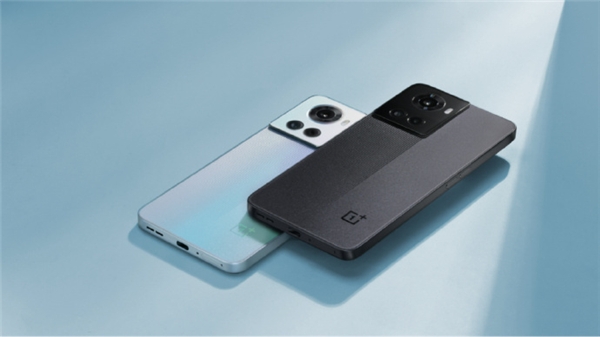 ��U�ٳ���һ��Ace���׷�����8100-MAX������ȫ������